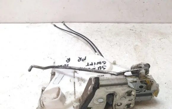 Suzuki Swift I Front door lock 7E287F13
