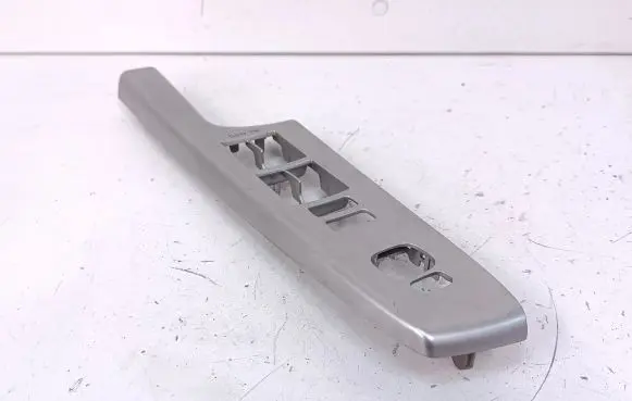 Toyota Prius+ (ZVW40) Front door window switch trim 7423247120