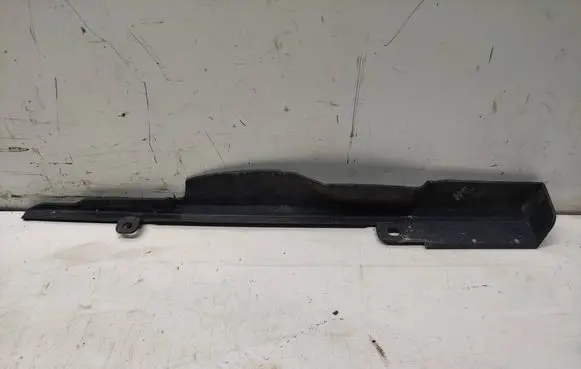 Nissan Qashqai Fender end trim 66899JD000