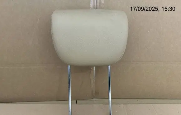 Mercedes-Benz GL X164 Rear seat headrest 