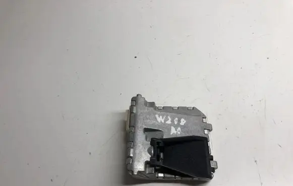 Mercedes-Benz E W212 Windshield/windscreen camera A0009050338