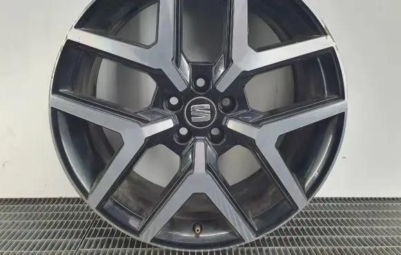 Seat Arona R18 alloy rim 6F9601025B
