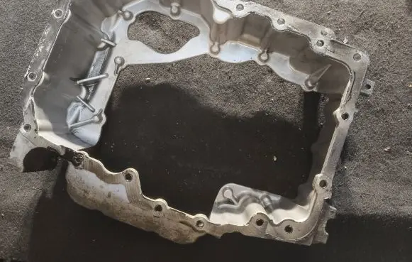 Skoda Rapid (NH) Oil sump 04b103603e