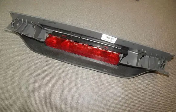 Ford Focus Third/center stoplight