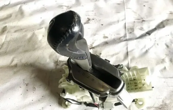 Honda Insight Gear shifter/selector tm8j700 tm8-j700