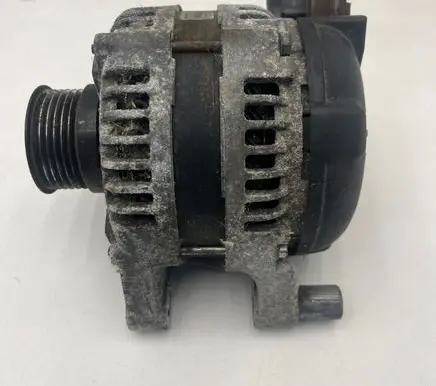 Volvo V50 Generator/alternator 1042102710