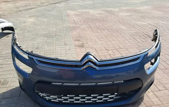 Citroen C4 II Picasso Front bumper