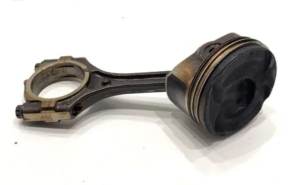 Hyundai ix35 Piston with connecting rod G4FD