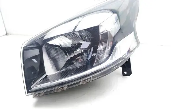 Opel Vivaro Headlight/headlamp 260603220R 1LE01156503 687893867957