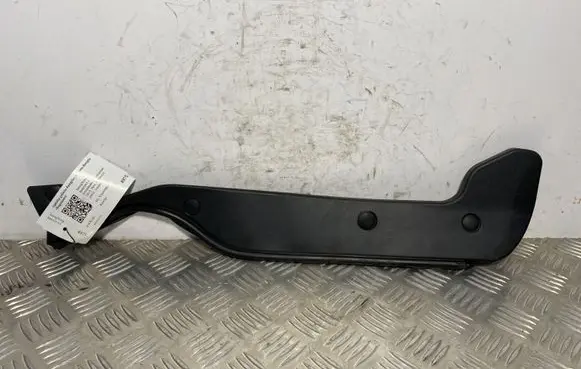 SsangYong Rexton Tailgate trim