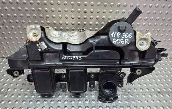Renault Scenic IV - Grand scenic IV Rocker cam cover S27624949 118306606R
