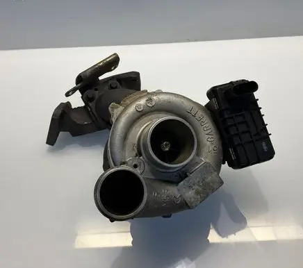Mercedes-Benz CLS C219 Turbo A6420900280 6420900280