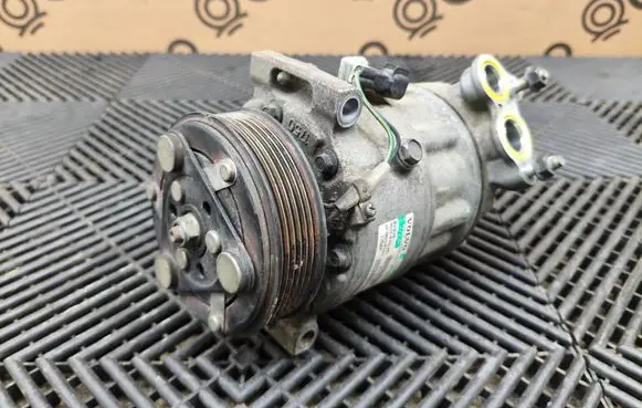 Volvo C30 Air conditioning (A/C) compressor (pump) P31291929