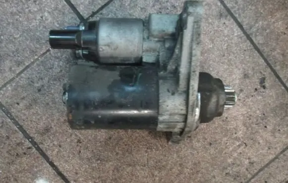 Skoda Octavia Mk2 (1Z) Starter motor