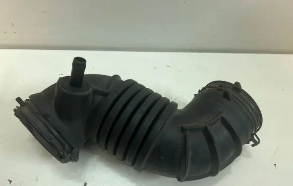 KIA Carens III Intercooler hose/pipe 28140A4000