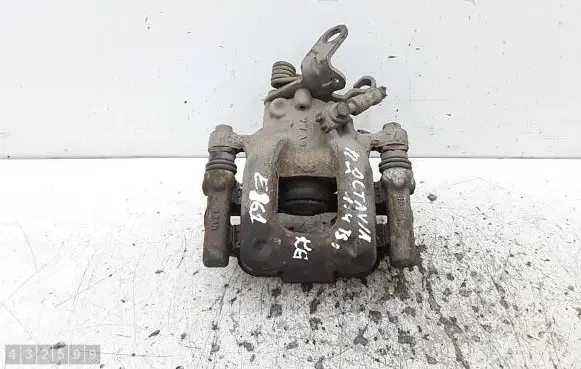Skoda Octavia Mk2 (1Z) Rear brake caliper