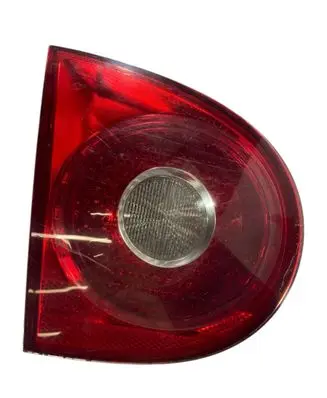 Tailgate rear/tail lights