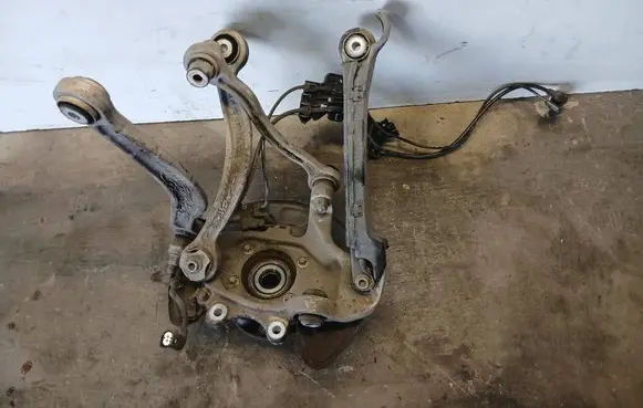 Mercedes-Benz C W205 Rear wheel hub spindle/knuckle 20407FI6 0265009315