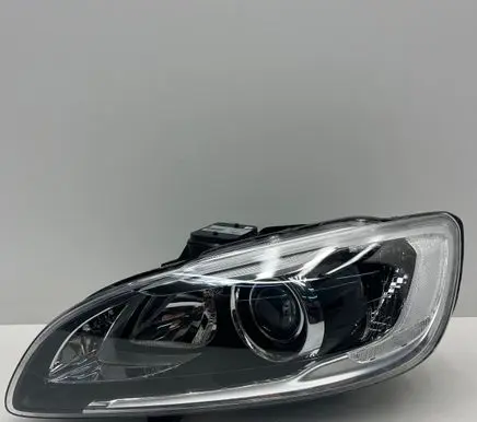 Volvo V60 Headlight/headlamp 31420108 89908434