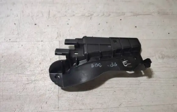 Peugeot 308 Front door seat control surround trim 1174528