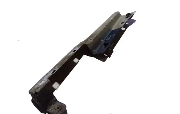 Citroen C4 I Fender mounting bracket 563981 5639813