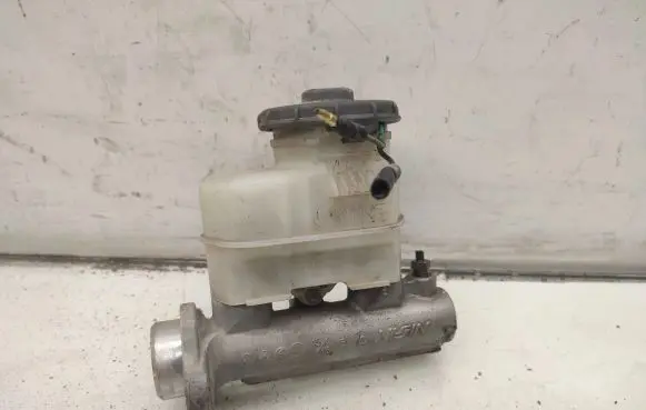 Honda CR-V Master brake cylinder