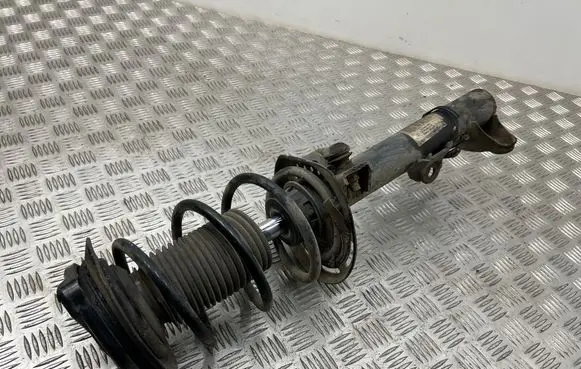 Mercedes-Benz C W204 Front shock absorber with coil spring A2043200413