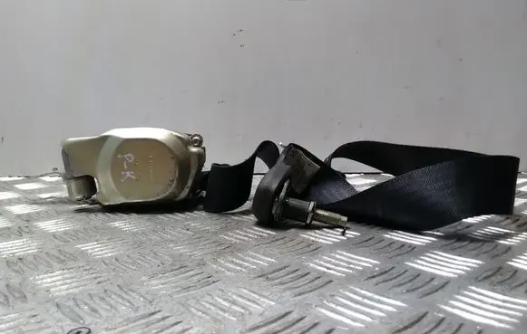 Nissan Pathfinder R51 Front seatbelt 7P2350P