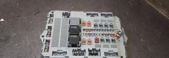 Jaguar XF X250 BSM Control unit 7340955340