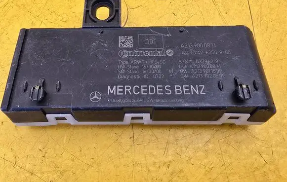 Mercedes-Benz E W213 Tailgate/trunk control unit/module A2139000814