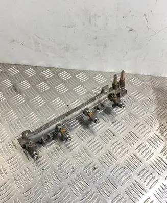 Fuel injectors set
