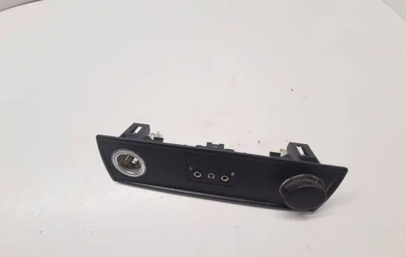 BMW X5 E70 Cigarette lighter front 51166963375