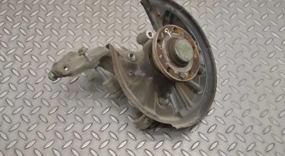 Volkswagen PASSAT B8 Rear wheel hub
