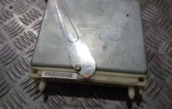 Volvo S70 V70 V70 XC Engine control unit/module P09442008 14.31TEH005729