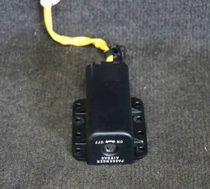 Citroen C-Crosser Passenger airbag on/off switch 8610A054