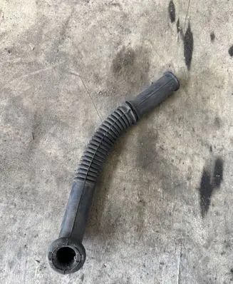 Nissan NV400 Water drain line hose 8200760103