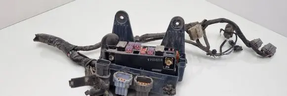 Nissan King Cab, Navara Fuse box set 243832S700 K153812S700