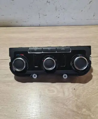 Volkswagen Golf VI Climate control unit 7N0907426K