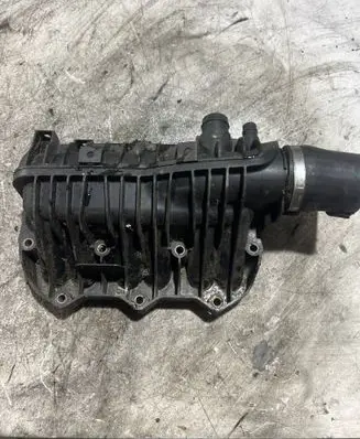 Ford Focus Intake manifold 1047092S01