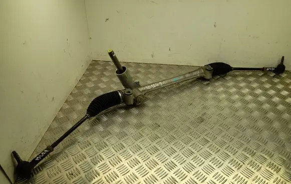 Opel Mokka X Steering rack 28242421