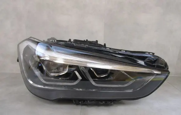 BMW X1 F48 F49 Headlight/headlamp 7472250
