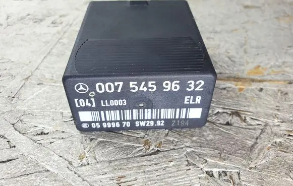 Mercedes-Benz E W124 Other relay 0075459632