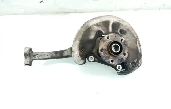 Audi Q5 SQ5 8R Front wheel hub spindle knuckle