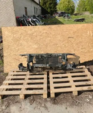 Nissan Navara D40 Radiator support slam panel