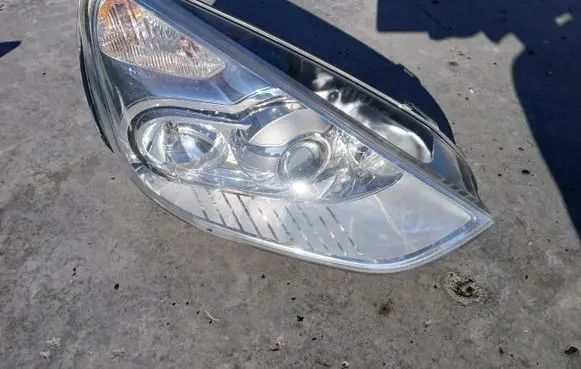 Ford S-MAX Headlight/headlamp 6M21-13D152-AE