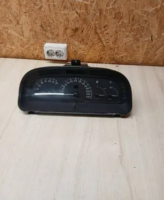 Renault Laguna I Speedometer (instrument cluster) 216495822 216236674