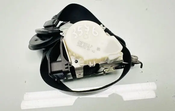 BMW 3 F30 F35 F31 Front seatbelt 34078319 200515014