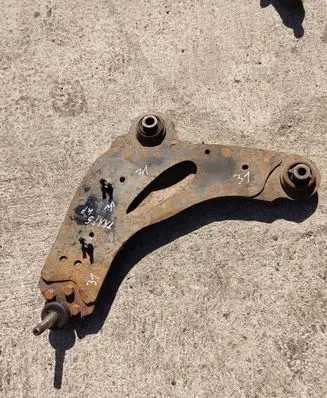 Renault Trafic II (X83) Front lower control arm/wishbone