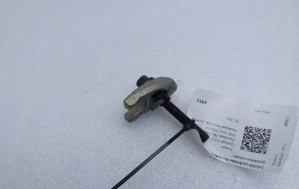 Nissan Qashqai Fuel Injector clamp holder