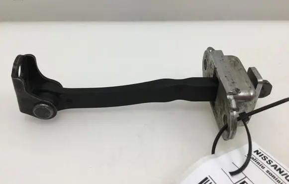 Nissan Qashqai Rear door check strap stopper 